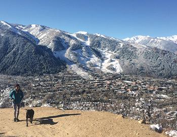 Smuggler Mountain is a beautiful, convenient Aspen hike for all skill levels Smuggler Mountain is a beautiful, convenient Aspen hike for all skill levels