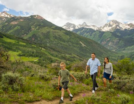 HIKING IN ASPEN SNOWMASS