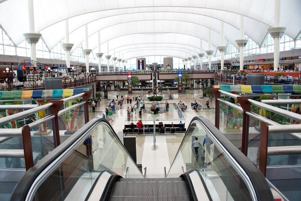 denver international airport travel to aspen